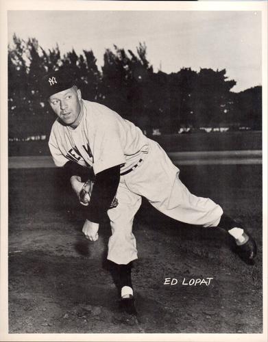 1953 New York Yankees Action Photos #NNO Eddie Lopat Front