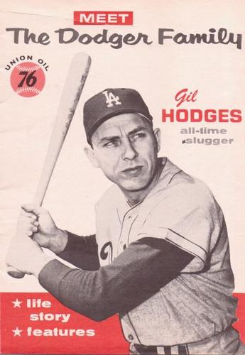 1960 Union Oil 76 Meet The Dodger Family Booklets #NNO Gil Hodges Front