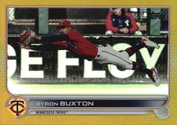 2022 Topps - Gold Foil #576 Byron Buxton Front