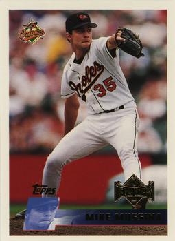 1996 Topps Team Topps Baltimore Orioles #228 Mike Mussina Front