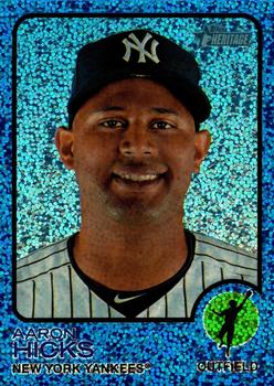 2022 Topps Heritage - Chrome Blue Sparkle #715 Aaron Hicks Front