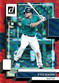 2022 Donruss - Holo Red #221 Kyle Seager Front