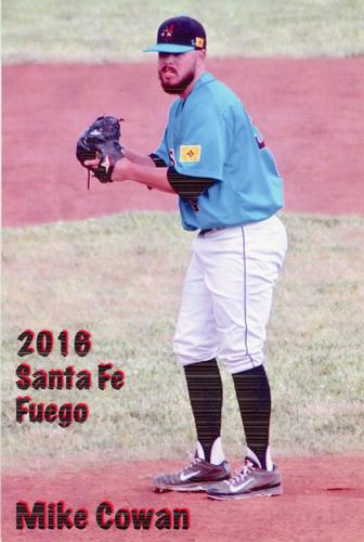 2016 Santa Fe Fuego Postcards #NNO Mike Cowan Front