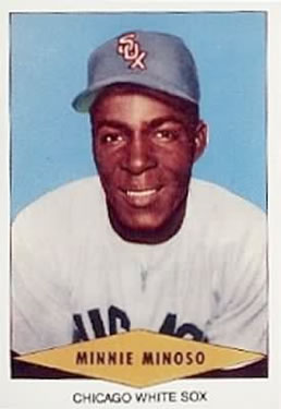 1954 Red Heart Dog Food #NNO Minnie Minoso Front