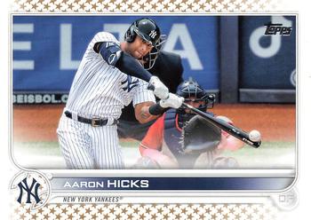 2022 Topps - Gold Star #497 Aaron Hicks Front