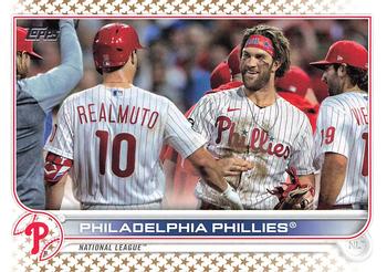 2022 Topps - Gold Star #501 Philadelphia Phillies Front