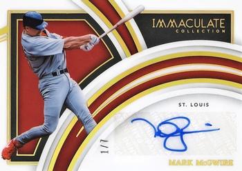 2022 Panini Immaculate - Clearly Immaculate Signatures Gold #CIS-MM Mark McGwire Front