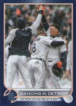 2022 Topps Update - Royal Blue #US238 Dancing In Detroit Front
