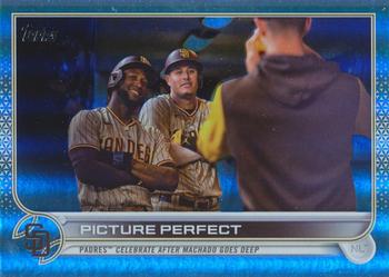 2022 Topps Update - Rainbow Foil #US83 Picture Perfect Front
