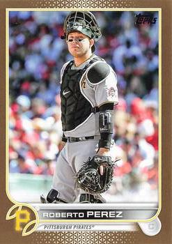 2022 Topps Update - Gold #US243 Roberto Perez Front