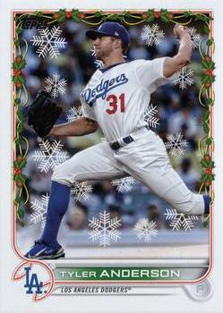 2022 Topps Holiday #HW33 Tyler Anderson Front