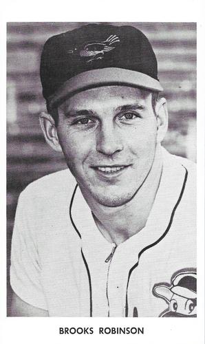 1962 Baltimore Orioles Photocards #NNO Brooks Robinson Front