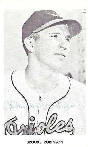 1961 Baltimore Orioles Photocards #NNO Brooks Robinson Front
