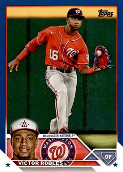 2023 Topps - Royal Blue #389 Victor Robles Front
