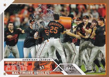 2023 Topps - Gold #112 Baltimore Orioles Front