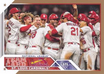 2023 Topps - Gold #234 St. Louis Cardinals Front