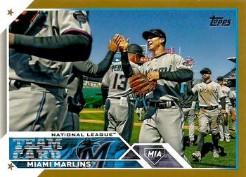 2023 Topps - Gold #473 Miami Marlins Front
