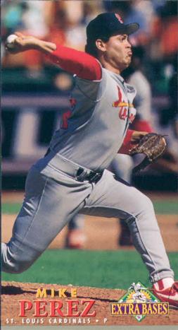 1994 Fleer Extra Bases #362 Mike Perez Front