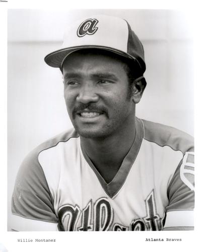 1977 Atlanta Braves Photos 8x10 #NNO Willie Montanez Front