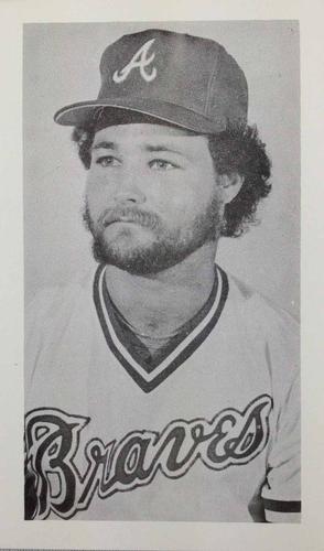 1981 Atlanta Braves Photocards #NNO Glenn Hubbard Front
