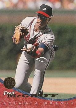 1994 Leaf #345 Fred McGriff Front