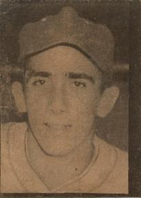 1948-49 Caramelos El Indio #17 Hiram Gonzalez Front