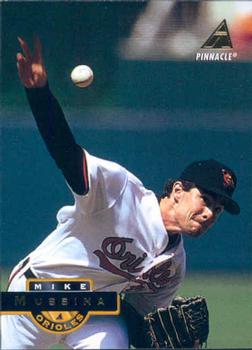 1994 Pinnacle #295 Mike Mussina Front