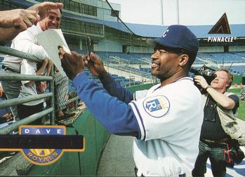 1994 Pinnacle #508 Dave Henderson Front