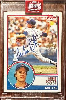 2023 Topps Archives Signature Series Retired Player Edition - Mike Scott #679 Mike Scott Front