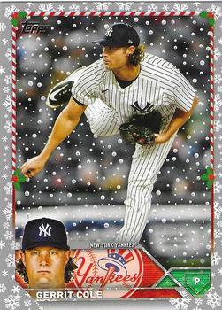 2023 Topps Holiday - Metallic #H40 Gerrit Cole Front