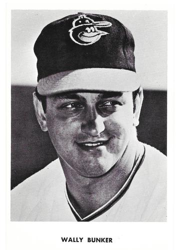 1967-69 Baltimore Orioles Postcards #NNO Wally Bunker Front