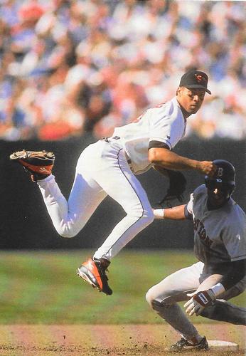 1998 Baltimore Orioles Photocards #NNO Roberto Alomar Front