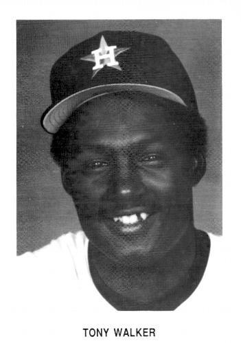 1987 Koppa 1986 Houston Astros Commemorative Photocards #NNO Tony Walker Front