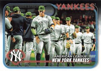 2024 Topps #301 New York Yankees Front