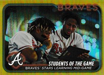 2024 Topps - Gold Foil #70 Students of the Game: Braves Stars Learning Mid-Game Front