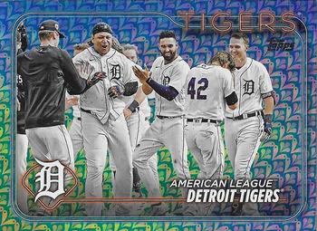 2024 Topps - Holiday #6 Detroit Tigers Front