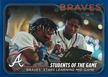 2024 Topps - Royal Blue #70 Students of the Game: Braves Stars Learning Mid-Game Front
