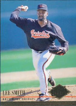 1994 Ultra #311 Lee Smith Front