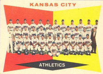 1960 Topps #413 Kansas City Athletics Front