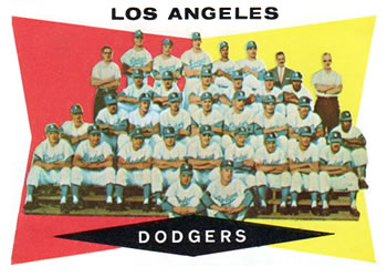 1960 Topps #18 Los Angeles Dodgers Front