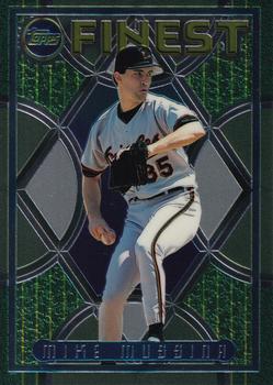 1995 Finest #48 Mike Mussina Front