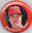 1984 Fun Foods Pins #130 Tom Brunansky Front