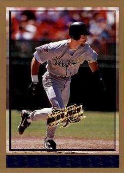 1998 Topps - Inaugural Devil Rays #210 Luis Gonzalez Front