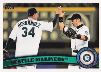 2011 Topps #589 Seattle Mariners Front
