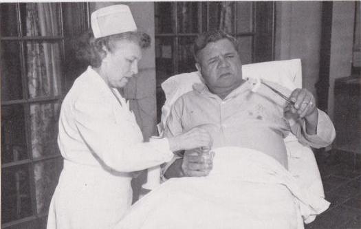 1985 TCMA Photo Classics #4 Babe Ruth in the hospital Front