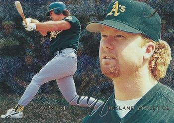 1995 Flair #76 Mark McGwire Front