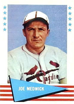 1961 Fleer Baseball Greats (F418-3) #61 Joe Medwick Front
