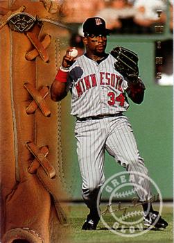 1995 Leaf - Great Gloves #12 Kirby Puckett Front