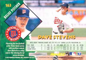 1995 Pinnacle #163 Dave Stevens Back