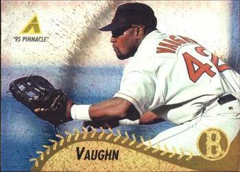1995 Pinnacle - Museum Collection #216 Mo Vaughn Front